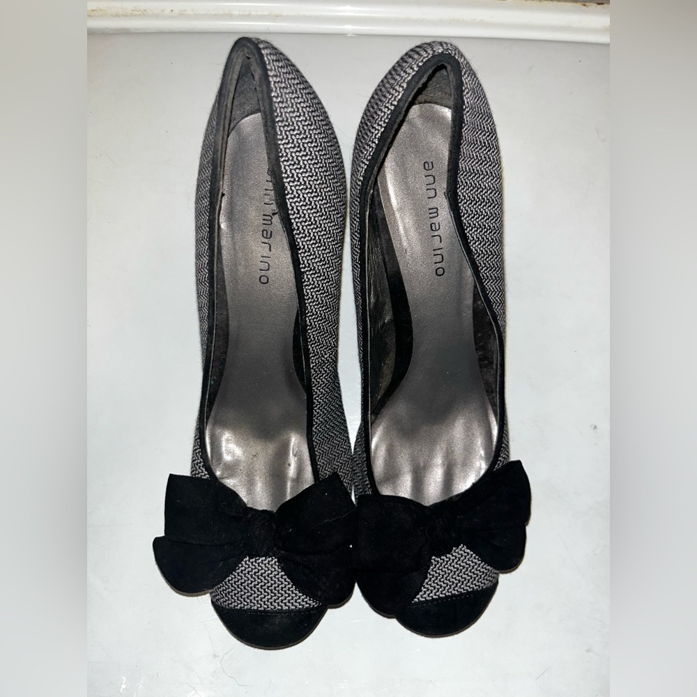 Ann Marino  Platform
Houndstooth with velvet bow